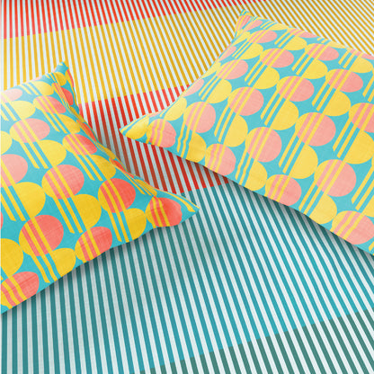 Spaces Neo Paradox 100% Cotton 152 TC Percale Geometric Permium Double Blanket Quilt, Coral