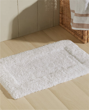 Dries You Quicker White Hygro Cotton Small Bath Mat - Hygro By Spaces