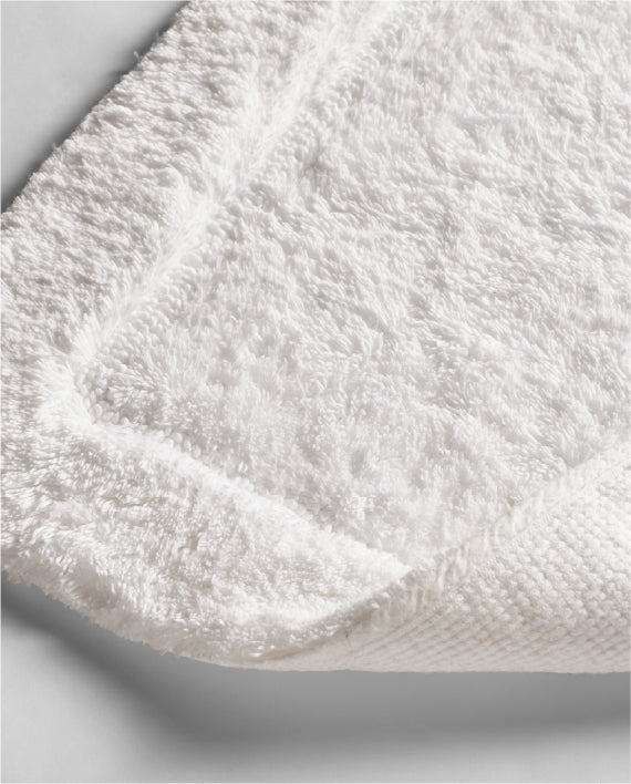 Spaces Hygro Cotton 2000 GSM Solid White Large Bath Mat – 50 X 80 CM