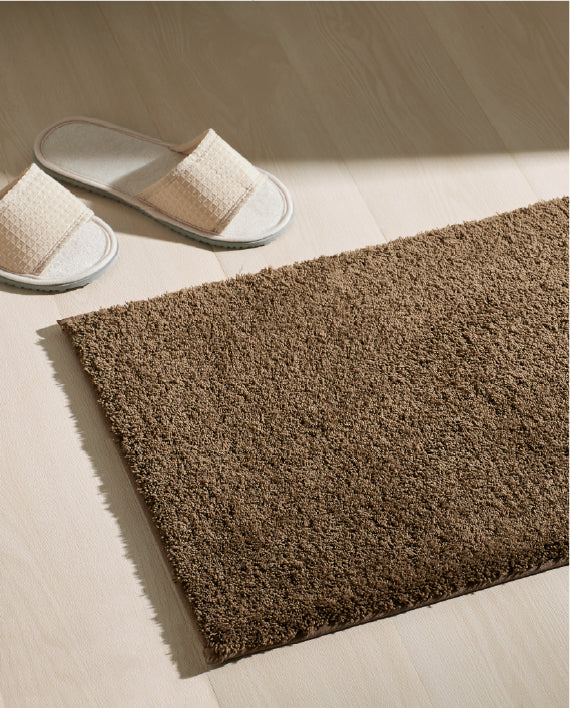 Spaces Exotica Polyester 2376 GSM Solid Dark Brown Large Bath Mat – 50 X 80 CM