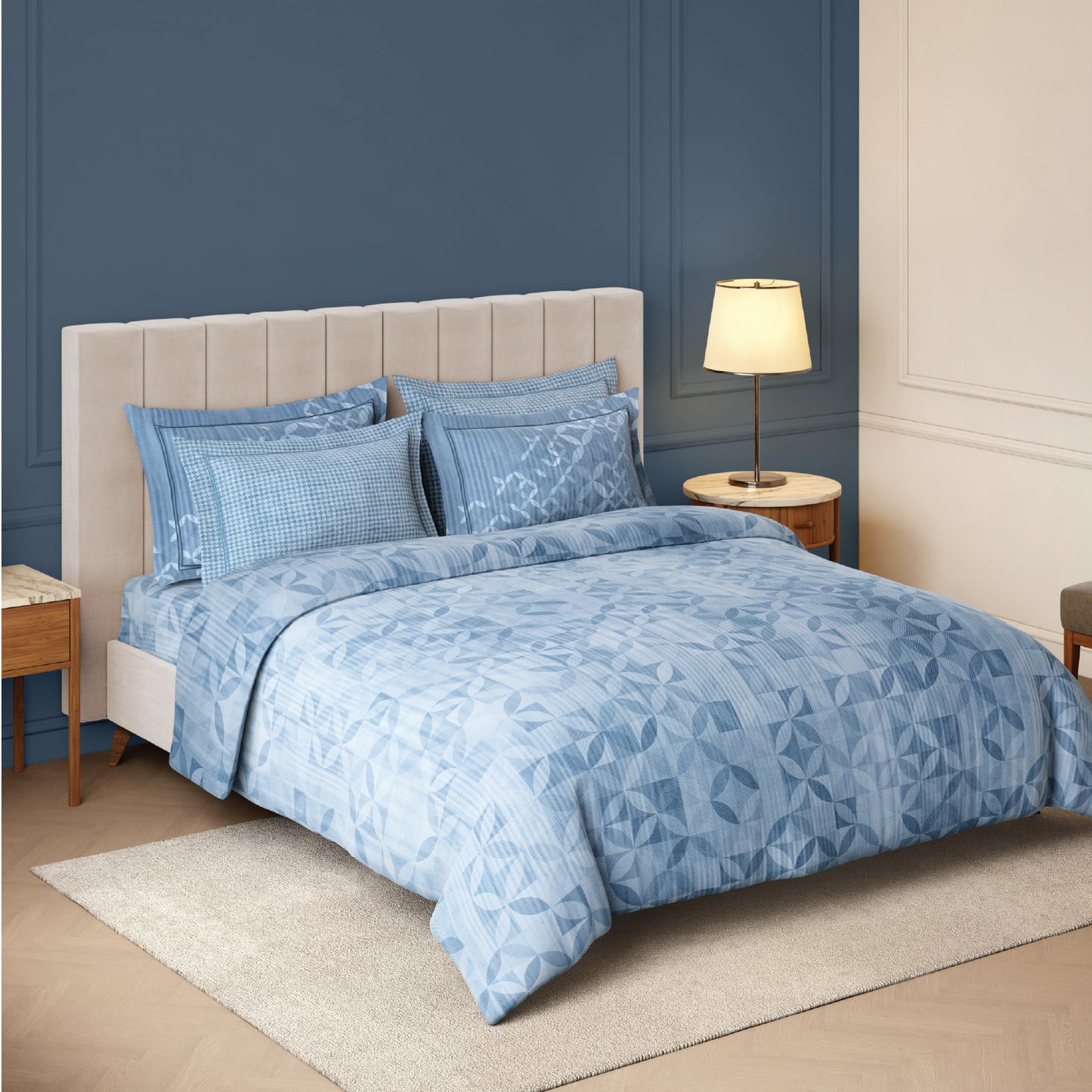 Spaces Nora Luminous Reverie 100% Egyptain Cotton 350 TC Sateen Geometric Permium Large Bedsheet with 4 Pillow Covers, Light Teal