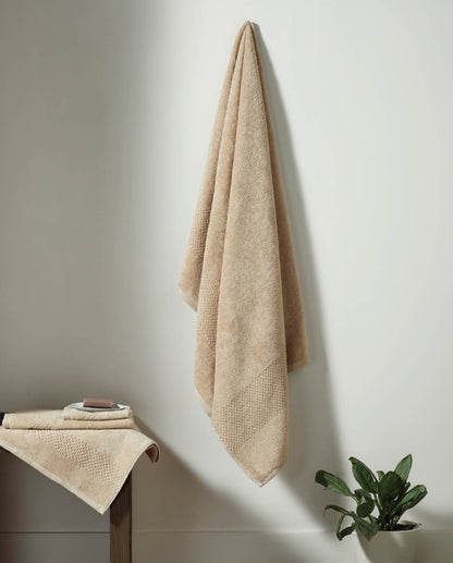 Spaces Swift Dry Light Brown Solid 100% Cotton 450 GSM Dobby Bath Towel – 75 X 150 CM