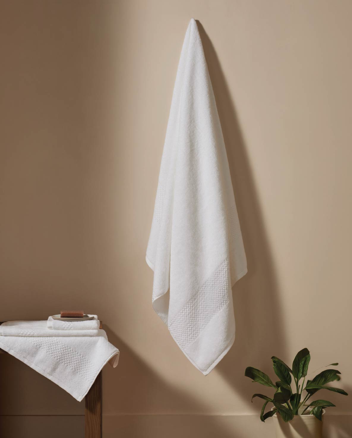 Spaces Swift Dry 100% Cotton 450 GSM Solid Dobby White 2 Hand Towels – 40 x 60 CM