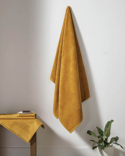 Spaces Swift Dry 100% Cotton 450 GSM Solid Dobby Golden 2 Hand Towels – 40 x 60 CM