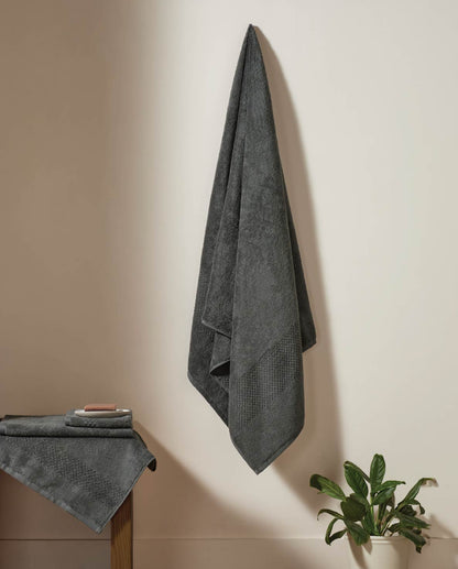 Spaces Swift Dry 100% Cotton 450 GSM Solid Dobby Dark Grey 2 Hand Towels – 40 x 60 CM