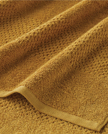 Spaces Swift Dry 100% Cotton 450 GSM Golden Solid 4 Face Towels Set – 30 x 30 CM