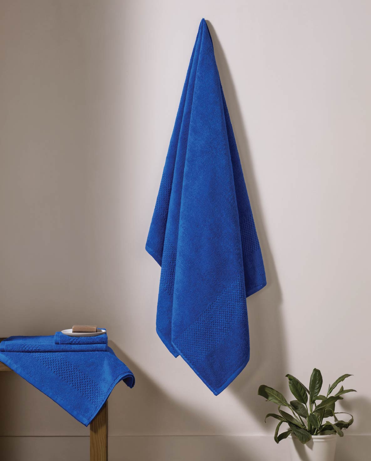 Spaces Swift Dry 100% Cotton 450 GSM Dark Blue Solid 4 Face Towels Set – 30 x 30 CM