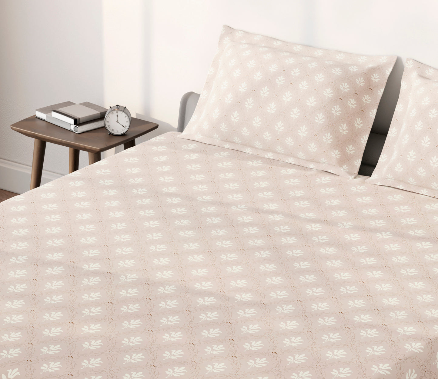Spaces Aeris Light Taupe Floral 100% Cotton 144 TC King Fitted Sheet