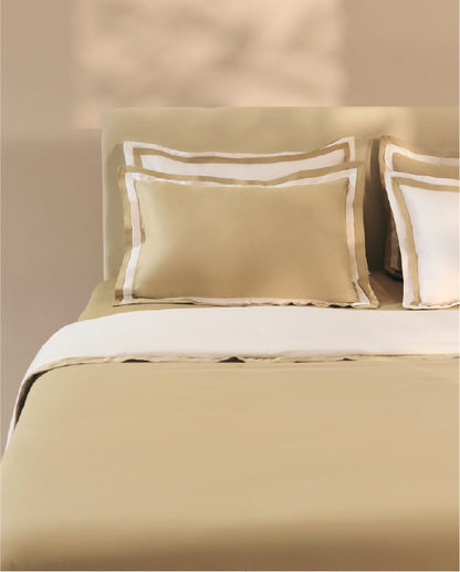 Spaces Hygro Cotton 400 TC Solid Taupe Double Bedsheet with 4 Pillow Covers – 108 x 108 Inches