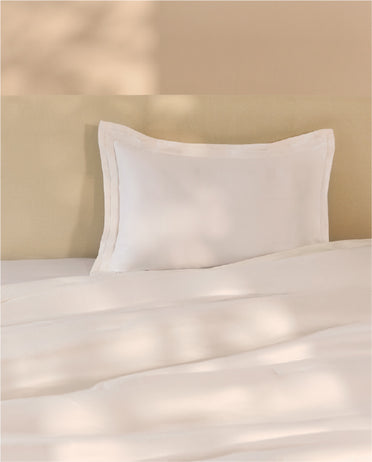 Spaces Hygro Cotton 400 TC Sateen White Solid Double Quilt – 88 x 106 Inches