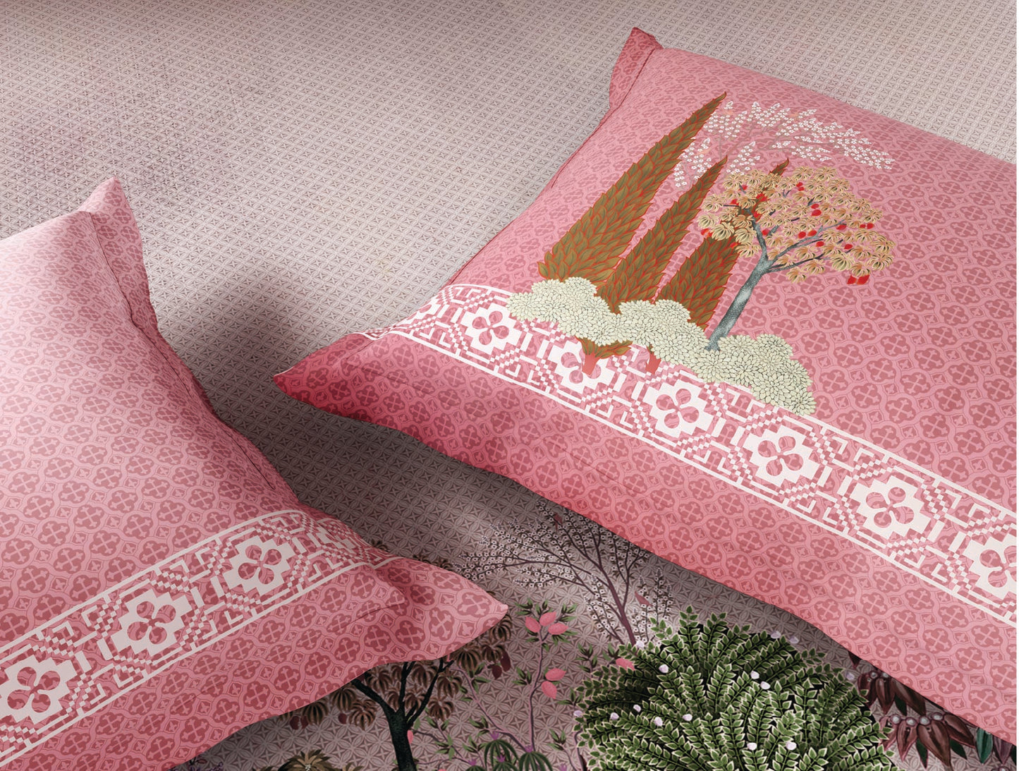 Spaces Miniature 100% Cotton 300 TC Light Pink Floral Large Bedsheet with 2 Pillow Covers - 108 x 108 Inches