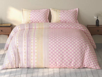 Spaces Rio Pink Ornate 100% Cotton Double Bedsheet with 2 Pillow Covers - 90 x 108 Inches
