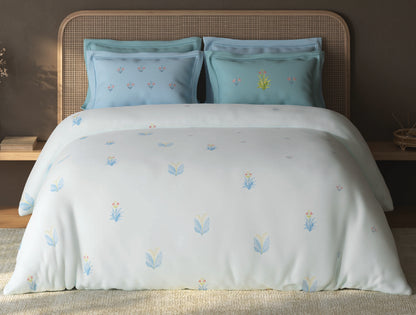 Spaces Sierra White Floral 100% Hygro Cotton Large Bedsheet with 4 Pillow Covers - 108 x 108 Inches
