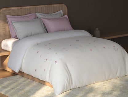 Spaces Sierra Cream Floral 100% Hygro Cotton 210 TC Double Quilt - 88 x 106 Inches