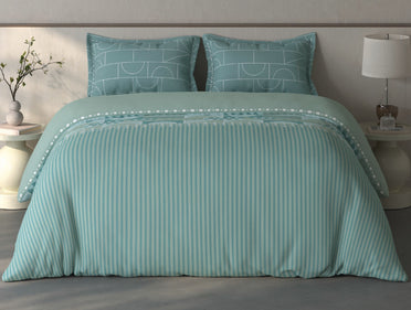 Spaces Fiora Light Green Geometric 100% Cotton Large Bedsheet with 2 Pillow Covers - 108 x 108 Inches