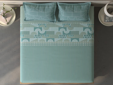 Spaces Fiora Light Green Geometric 100% Cotton King Fitted Sheet with 2 Pillow Covers - 72 x 78 Inches