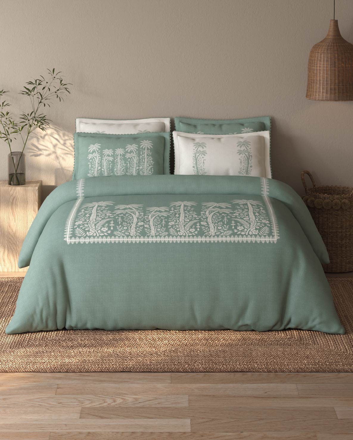 Spaces Riviera Jadeite Floral 100% Cotton Crafted Comfort Large Bedsheet with 4 Pillow Covers - 108 x 108 Inches