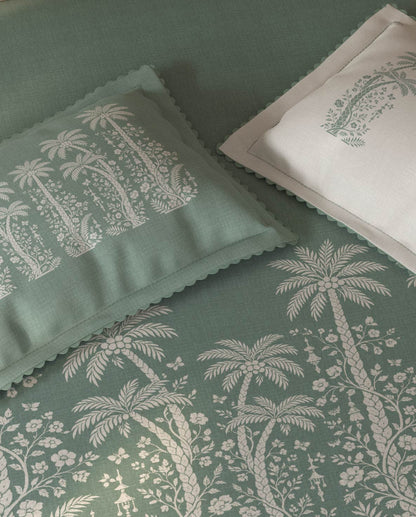 Spaces Riviera Jadeite Floral 100% Cotton Crafted Comfort Large Bedsheet with 4 Pillow Covers - 108 x 108 Inches