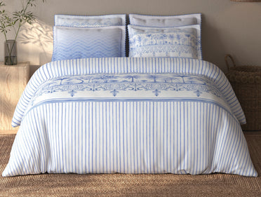 Spaces Riviera Light Blue Floral 100% Cotton Crafted Comfort Large Bedsheet with 4 Pillow Covers - 108 x 108 Inches