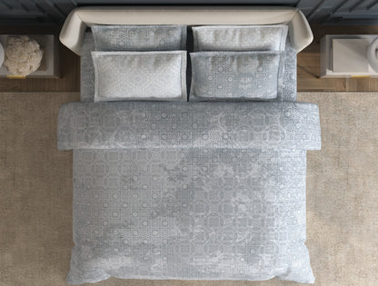Spaces Nora White Egyptain Cotton 350 TC Ornate Premium Large Bedsheet with 4 Pillow Covers - 108 x 108 Inches