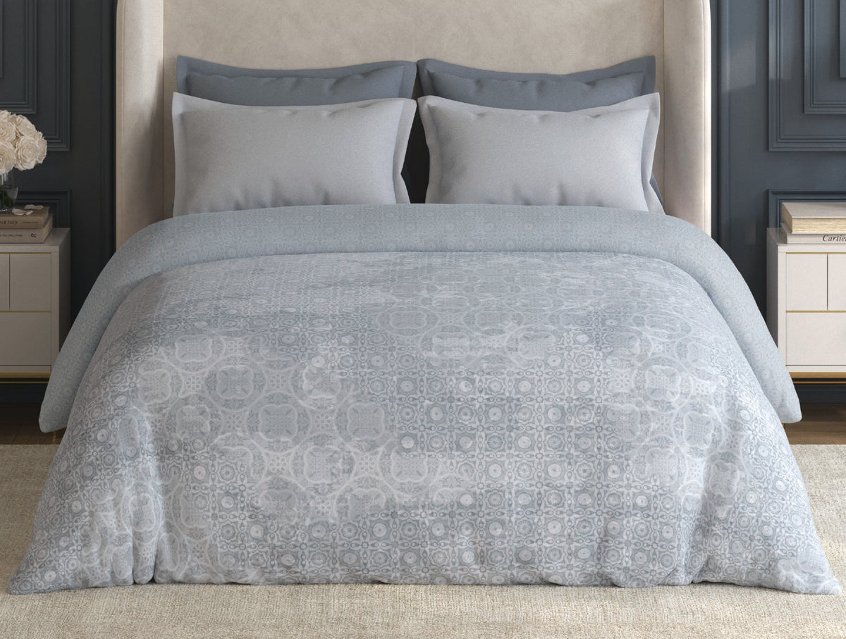 Spaces Nora White Ornate Egyptian Cotton Tencel 350 TC Double Quilt, 88 x 106 Inches
