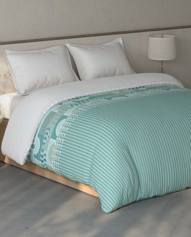 Spaces Fiora 100% Cotton Geometric Light Green Double Quilt - 88 x 106 Inches