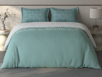 Spaces Fiora Light Green Geometric 100% Cotton Bedding Set - 108 x 108 Inches