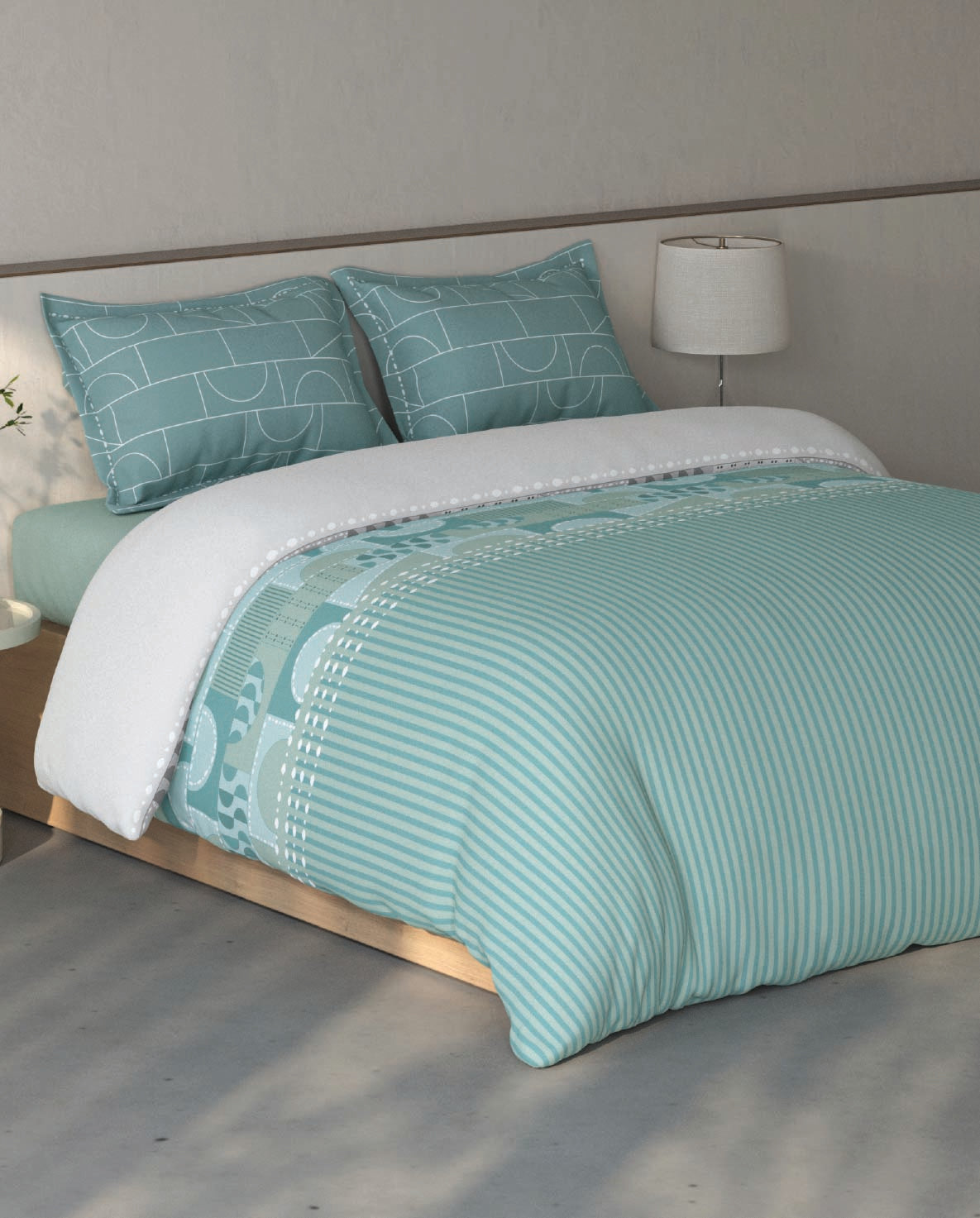 Spaces Fiora Light Green Geometric 100% Cotton Bedding Set - 108 x 108 Inches