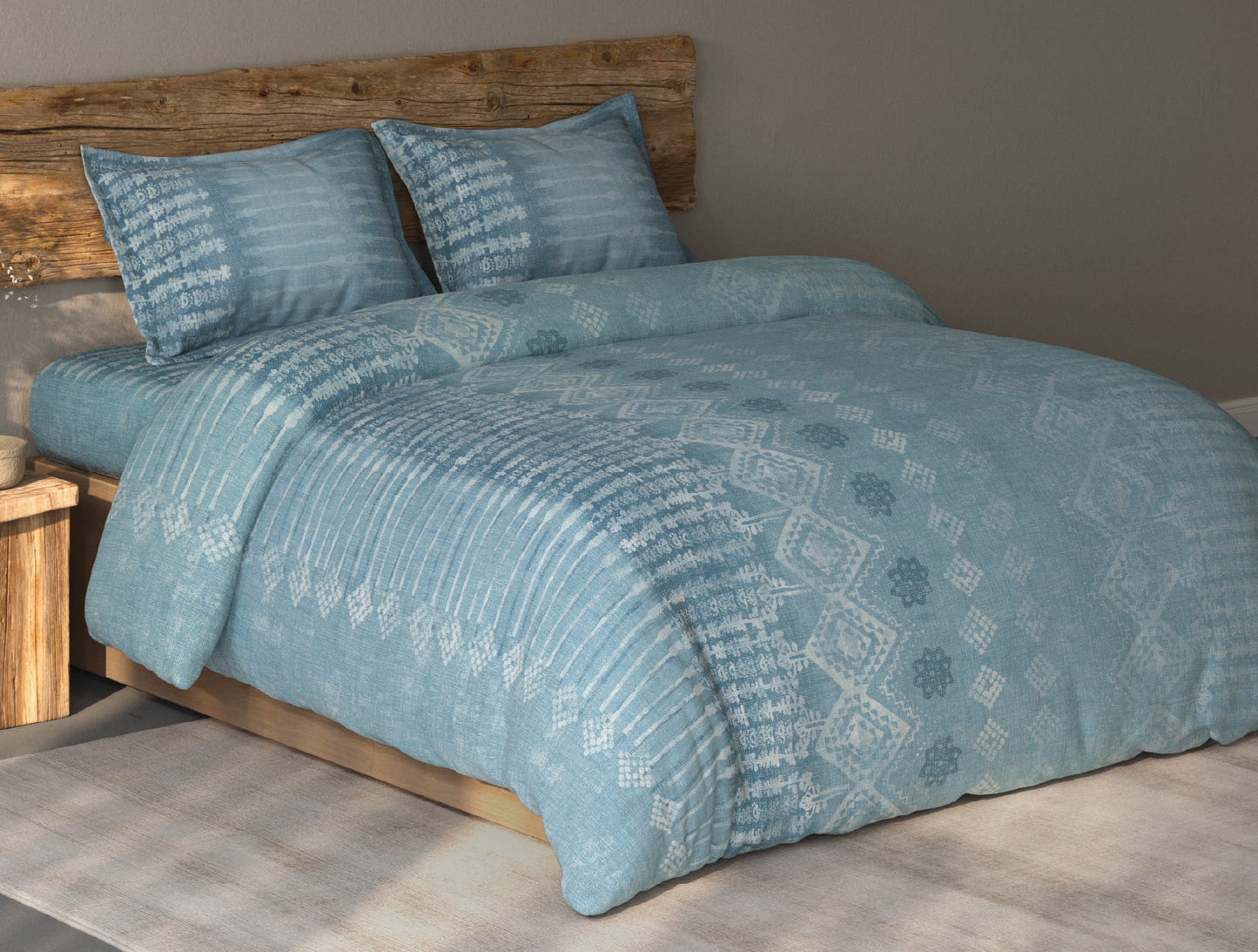 Spaces Organic Cotton Light Aqua Ornate Large Bedsheet with 2 Pillow Covers - 108 x 108 Inches