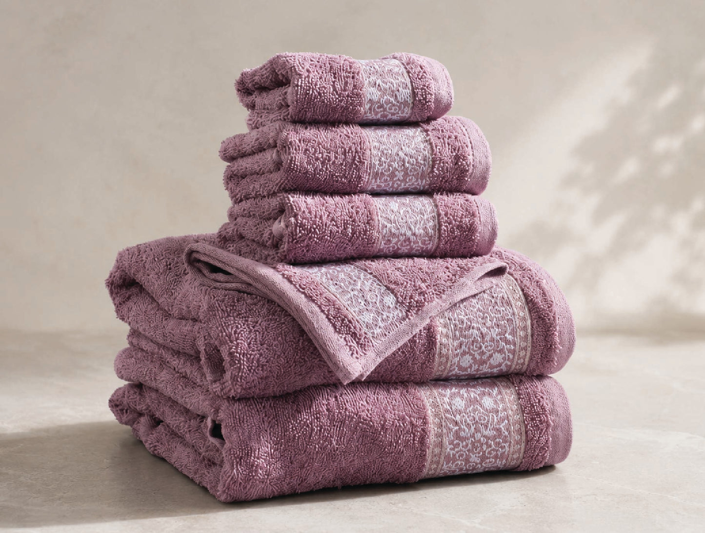 Spaces Tvara Grape Shake Solid 100% Cotton 400 GSM Towel Combo - 28 x 55 Cm