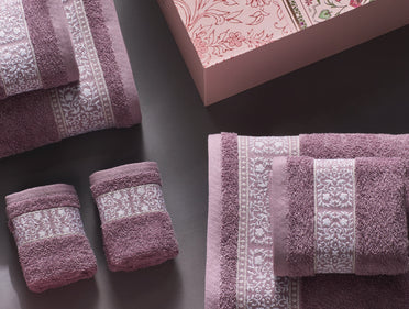 Spaces Tvara Grape Shake Towel Set | 100% Cotton, 400 GSM