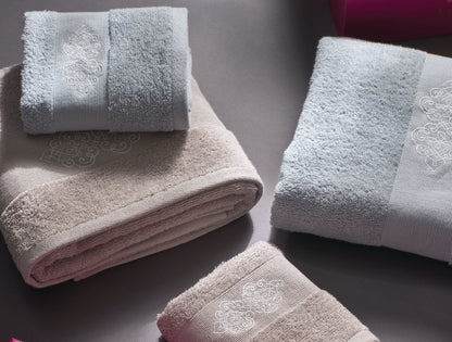 Spaces Aurum Pale Pacific Solid 100% Cotton 400 GSM Towel Combo - 28 x 55 Inches