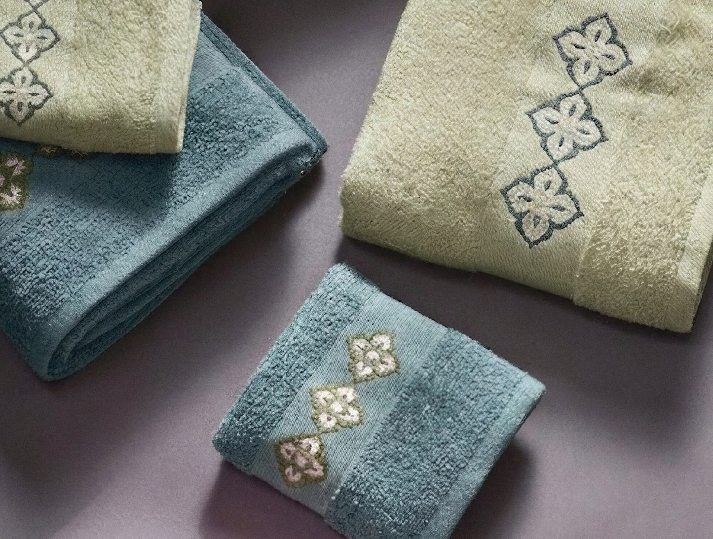 Spaces Aurum Willow Solid 100% Cotton 400 GSM Towel Combo - 28 x 55 Inches
