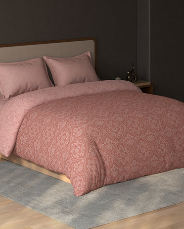 Spaces Avira Dusty Pink Ornate Microfiber Double Quilt - 88 x 106 Inches