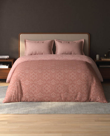Spaces Avira Dusty Pink Ornate Microfiber Double Quilt - 88 x 106 Inches