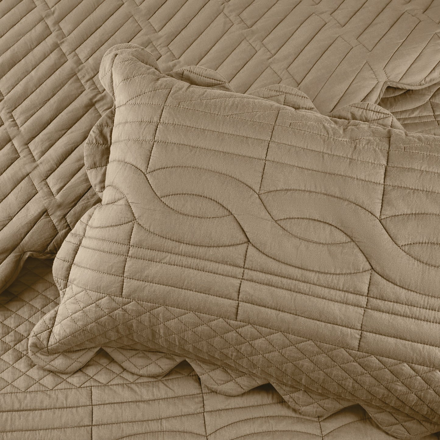 Spaces Scallop Brown Solid 100% Cotton Double Coverlet with 2 Pillow Covers - 87 x 106 Inches