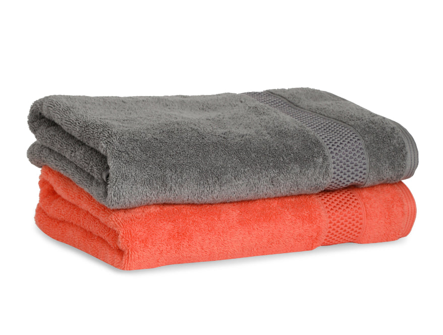 Grape Fruit/Gun 2 Piece 100% Cotton Bath Towel Set - Atrium Plus By Spaces