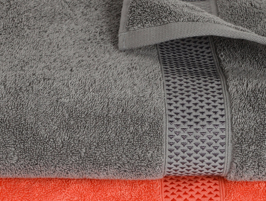 Grape Fruit/Gun 2 Piece 100% Cotton Bath Towel Set - Atrium Plus By Spaces