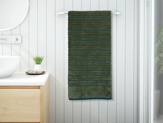 Dark Green/Teal - Dark Green 100% Cotton Bath Towel - Exotica By Spaces