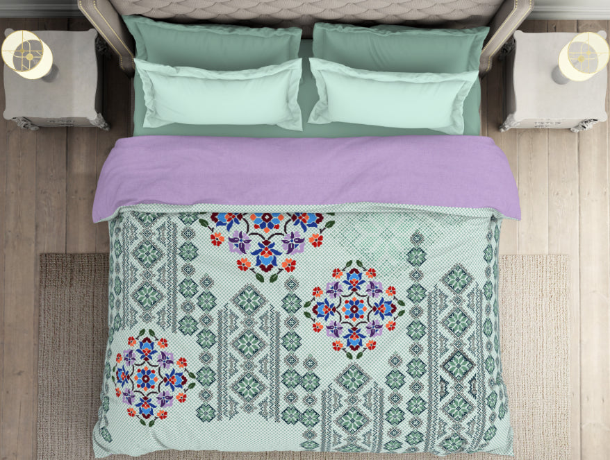 Ornate Grayed Jade - Light Green Hygro Cotton Shell Double Quilt / AC Comforter - Crafted Lores By Spaces