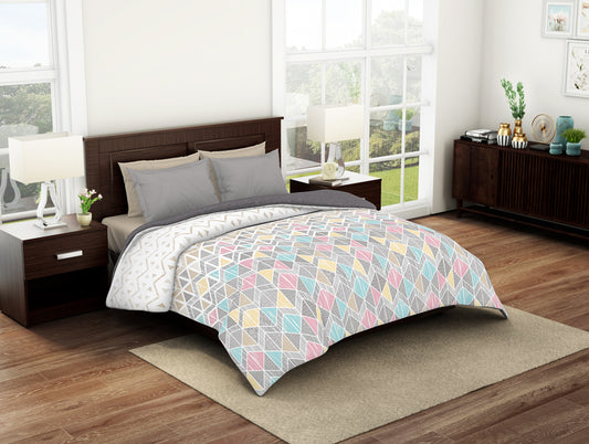 Geometric Marshmallow - Cream 100% Cotton Shell Double Quilt / AC Comforter - Geostance By Spaces