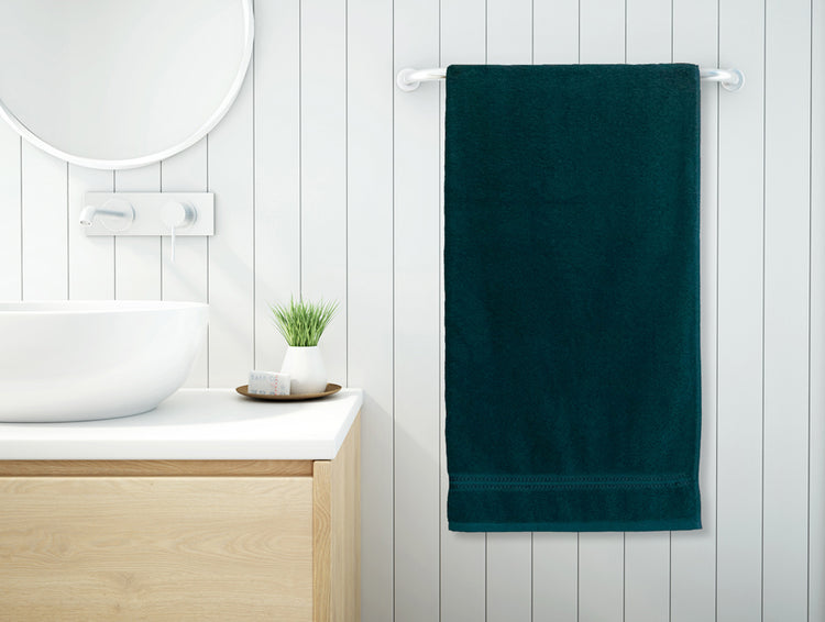 Welspun - Buy Welspun Quick Dry Bath Towels & Pillow Covers Online - Spaces